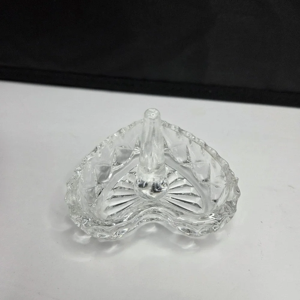 Vintage Clear Glass Heart Ring Holder Vanity Jewelry Dish - Small Crack